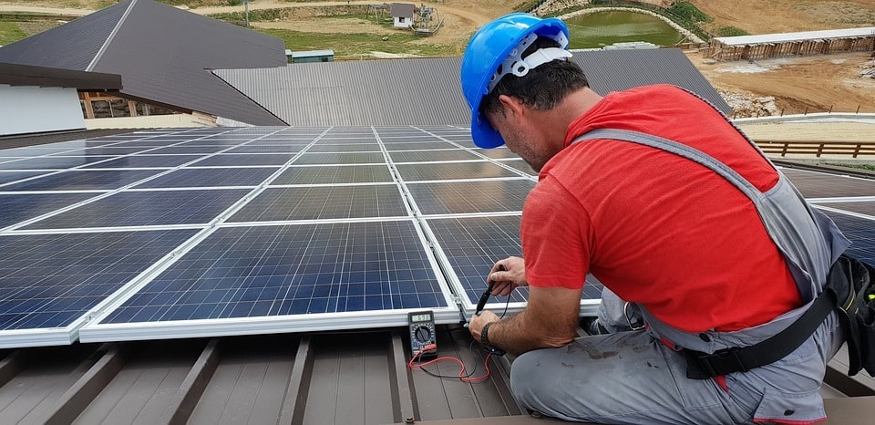 Comprendre les frais d'acheminement des panneaux solaires